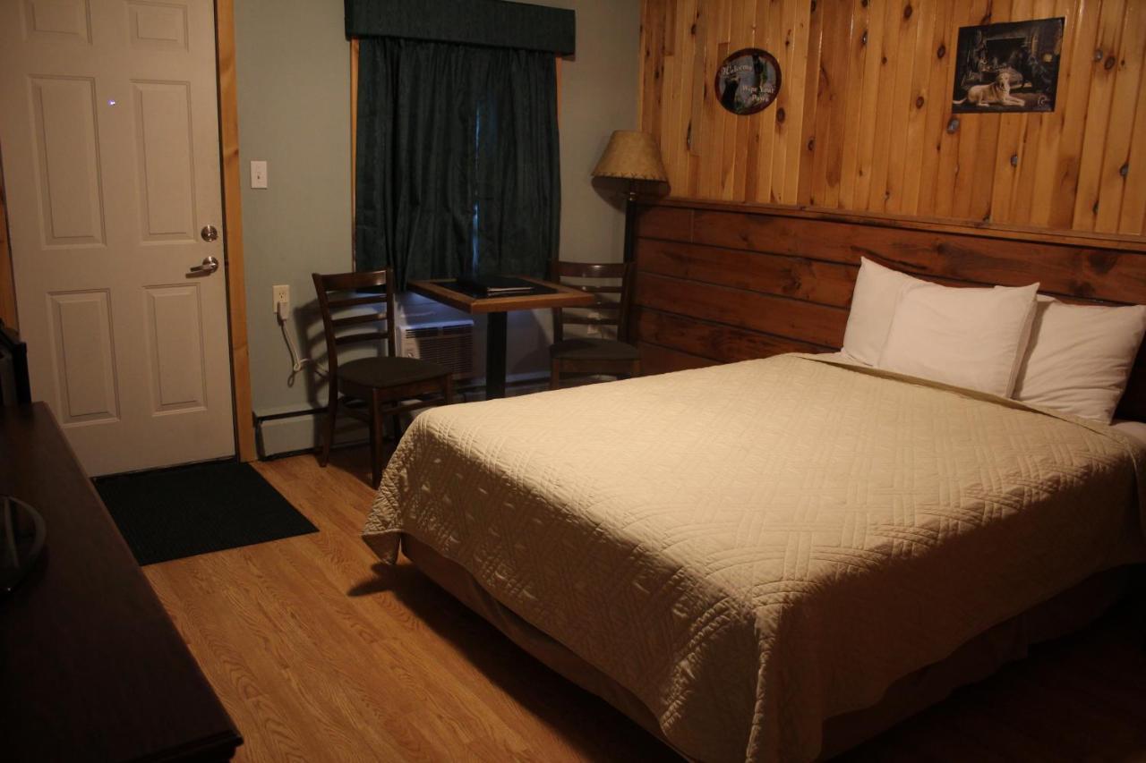 Maine Woods Inn Brewer Kültér fotó