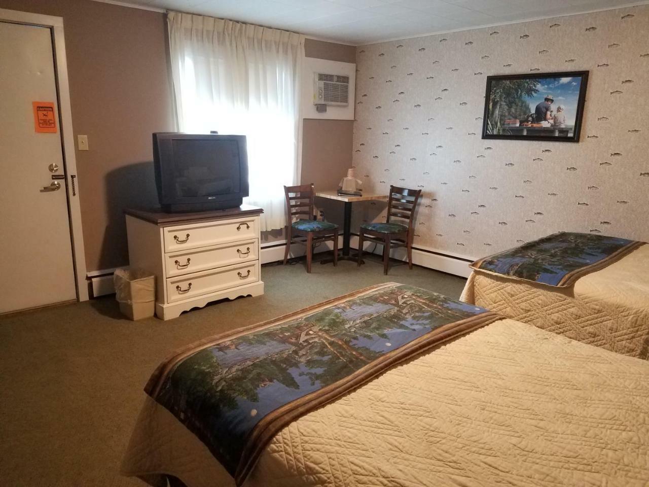 Maine Woods Inn Brewer Kültér fotó